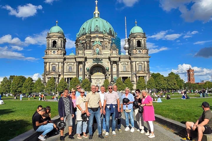 Berlin 3-Hour VIP Segway Tour — East Kisses West Private Guided Ride photo 2