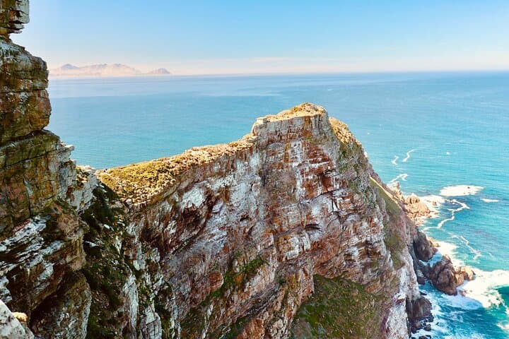 Private Cape Town Tour: Table Mountain, Boulders Penguins & Cape Point photo 3