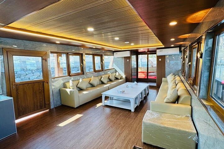 Muscat Dhow Cruise & Snorkeling in Bandar Al Khairan — Day Trip from Muscat photo 4