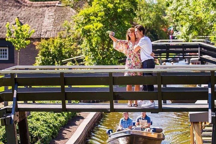 Giethoorn Day Trip from Amsterdam: Canal Cruise, Walking Tour & Local Insights photo 1