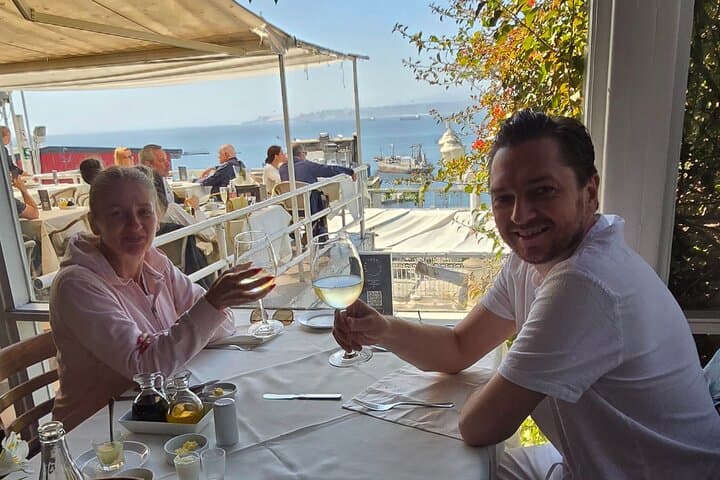 Valparaíso & Casablanca Valley: Small-Group Day Tour with Winery Tasting photo 6
