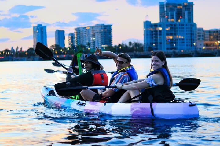 Glow Kayaking and Salsa at Condado Lagoon: Sunset & Night Paddle in San Juan photo 5