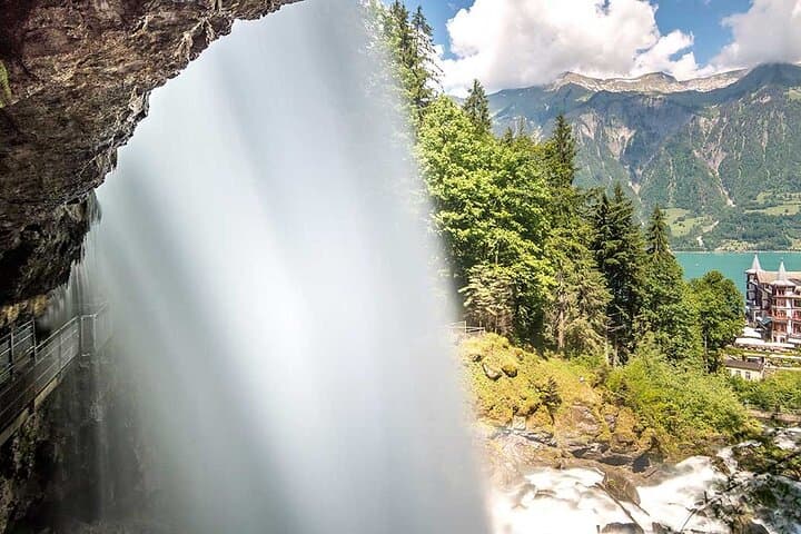 Aare Gorge and Bernese Villages Day Trip from Zurich: Aare Gorge, Giessbach & Lauterbrunnen photo 3