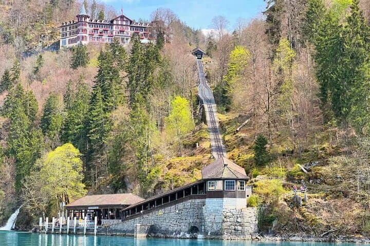 Aare Gorge and Bernese Villages Day Trip from Zurich: Aare Gorge, Giessbach & Lauterbrunnen photo 4