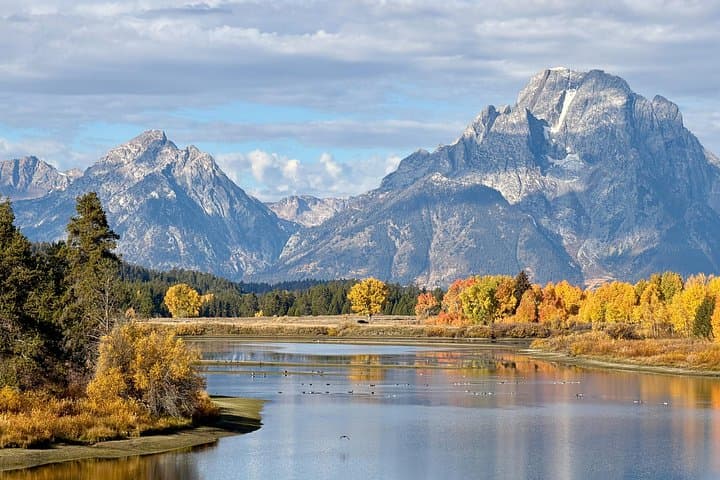 Private Grand Teton & Yellowstone Wildlife and Hot Springs Day Tour photo 1