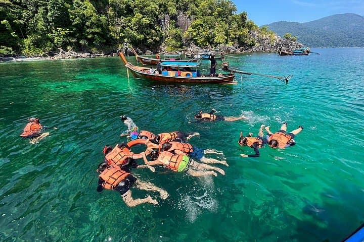 Private Longtail Snorkel: Koh Lipe's 5 Islands — Yang, Jabang, Hin Ngam, Rawi & Adang