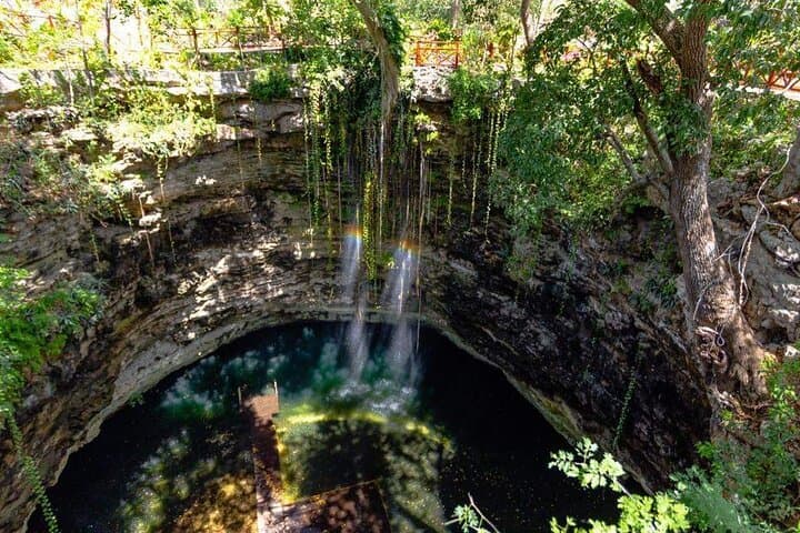 Chichén Itzá, Cenote & Valladolid Day Trip from Cancun: Pyramid, Swim and Colonial Streets photo 6