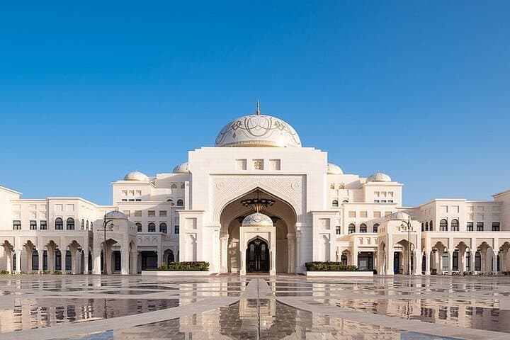 Abu Dhabi Day Tour: Qasr Al Watan, Sheikh Zayed & Corniche Highlights photo 6