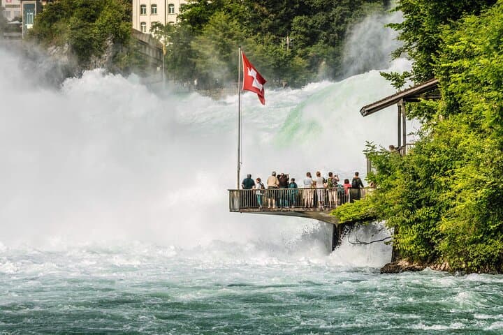 Rhine Falls and Stein am Rhein: Half-Day Guided Tour from Zurich