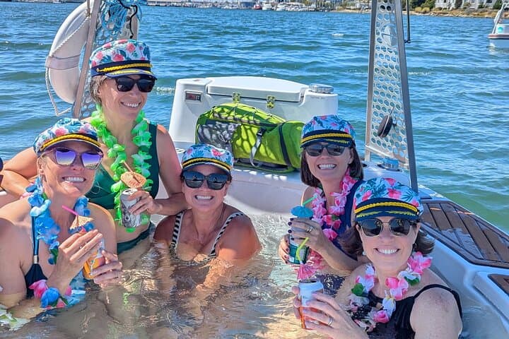 Cruise and Soak: Hot Tub Boat Rentals on the San Francisco Bay photo 4