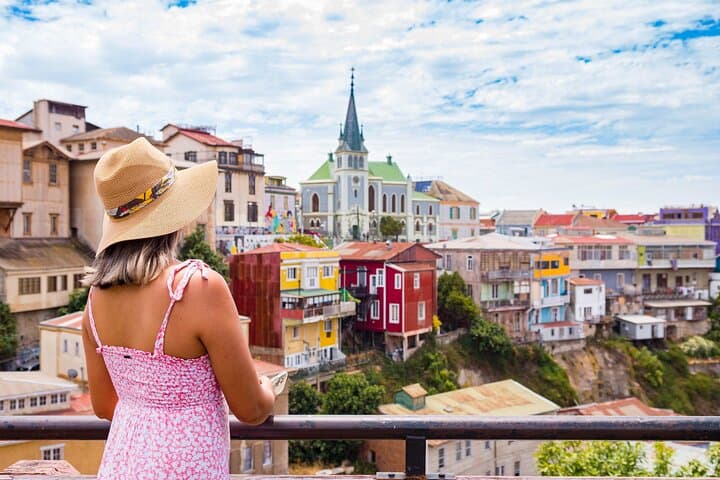Full-Day Valparaíso, Viña del Mar & Casablanca Wine Tour from Santiago
