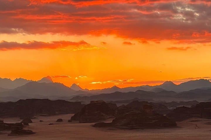 Hisma Desert & NEOM Wildlife Reserve: Thamudic Inscriptions, Wildlife and Sunset Safari photo 4