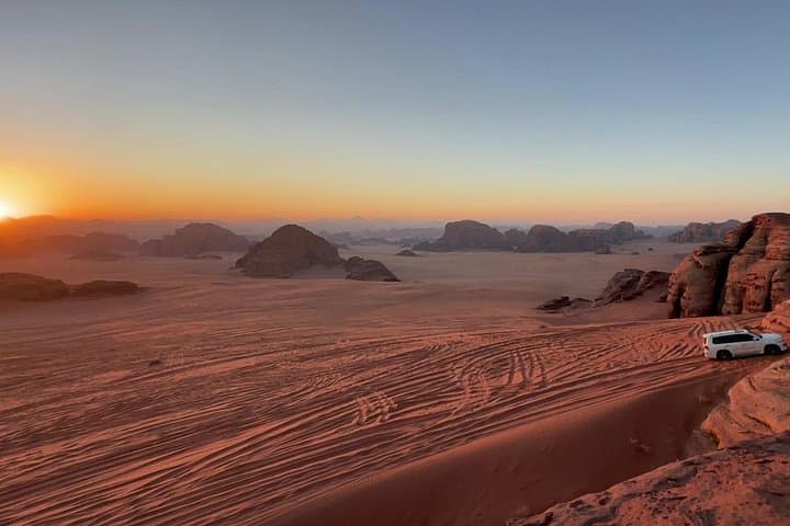 Hisma Desert & NEOM Wildlife Reserve: Thamudic Inscriptions, Wildlife and Sunset Safari photo 3