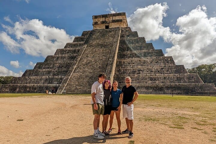 Private Chichen Itza & Hidden Cenote Tour — Early Access, Rope Swing & Lunch photo 2