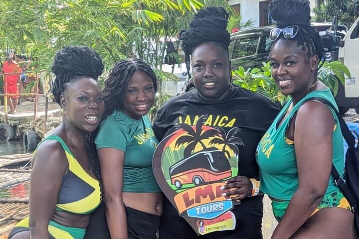 Dunns River Falls & Bamboo Rafting Private Tour — Ocho Rios Adventure photo 4