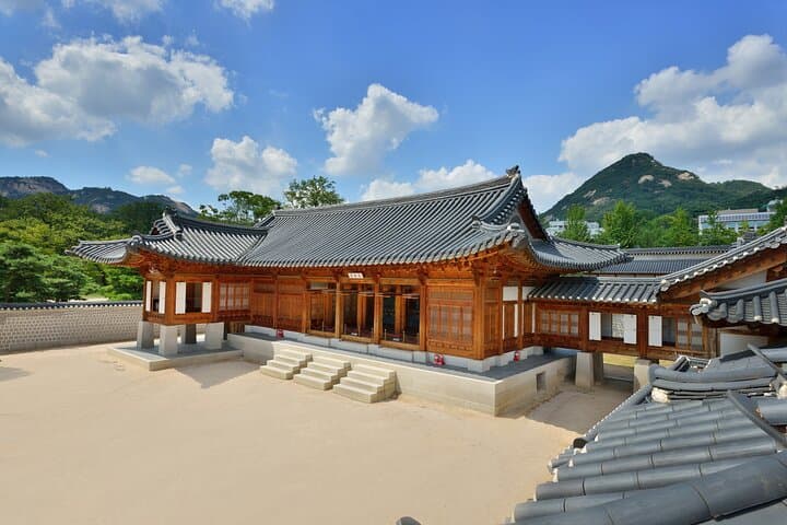 Explore Gyeongbokgung Palace: A 2-Hour Guided Journey Through Korea's Royal Heart