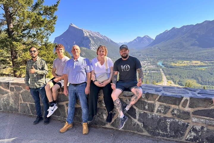 Banff, Lake Louise & Icefields Parkway Private Tour: Full-Day Sightseeing photo 6