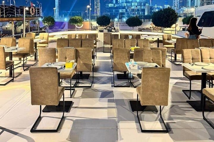 Dubai Marina Dinner Cruise: 2-Hour Yacht Experience with Live Tanoura Show photo 2