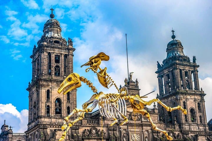 Self-Guided Mexico City Walking Tour: Zócalo, Murals & Historic Center Audio Guide photo 3