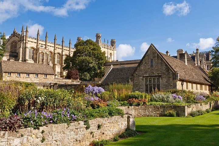 Windsor, Stonehenge & Oxford Day Trip from London: Castles, Stones & Spires photo 3