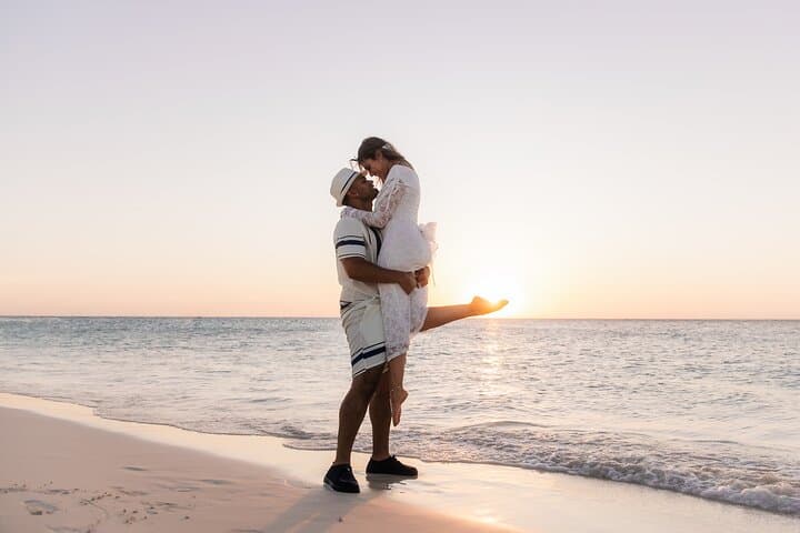 Virginia Beach Private Vacation Photoshoot: Professional Oceanfront Photographer