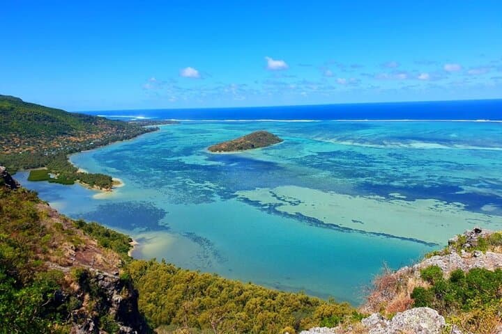 Le Morne Brabant Summit Hike — UNESCO Peak with Coastal Panoramas in Mauritius photo 4