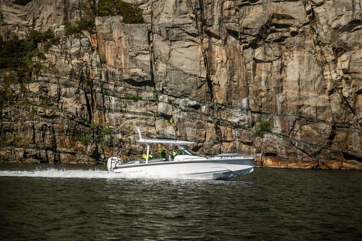Stavanger Lysefjord Speedboat Safari — Pulpit Rock, Vagabond's Cave & Whiskey Falls photo 5