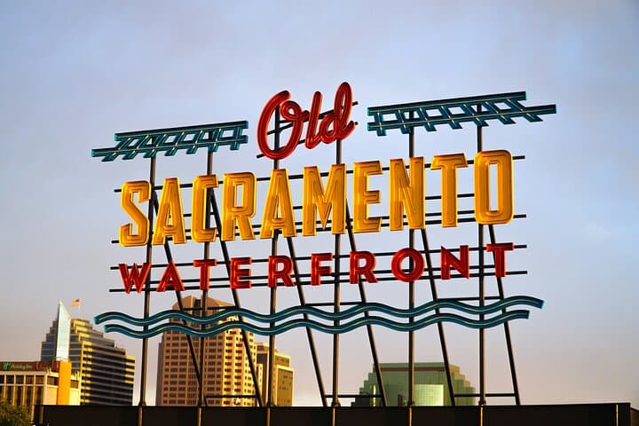 Old Sacramento Self-Guided Walking Tour: Gold Rush History & Riverfront Sights