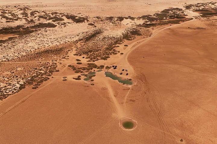 Dakhla 4x4 Desert to Sea: White Dune, Imlili Oasis & Puerto Rico Beach photo 4