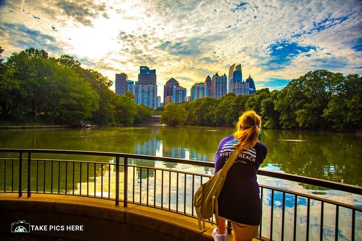 Sunset Photography Tour in Piedmont Park Atlanta: Capture Skyline & Fall Foliage photo 2