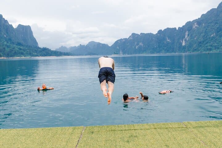 Cheow Lan Lake Day Tour: Raft House, Diamond Cave & Khao Sam Kloe photo 6