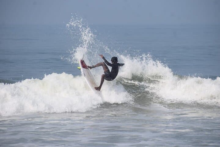 Learn to Surf in Mahabalipuram: Beginner Lessons on India’s Coromandel Coast photo 4
