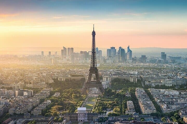 Eiffel Tower Summit and Seine River Discovery: Private Paris Panorama & Cruise photo 4