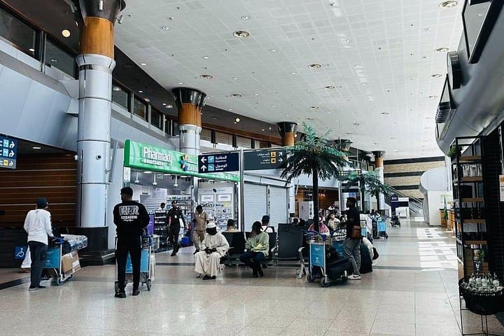Tabuk Airport to AlUla Private Transfer: Smooth 3‑Hour Door-to‑Door Ride photo 3
