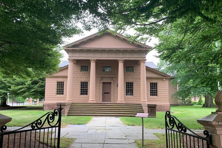Newport Colonial Walking Tour: Self-Guided History Along Thames Street photo 5