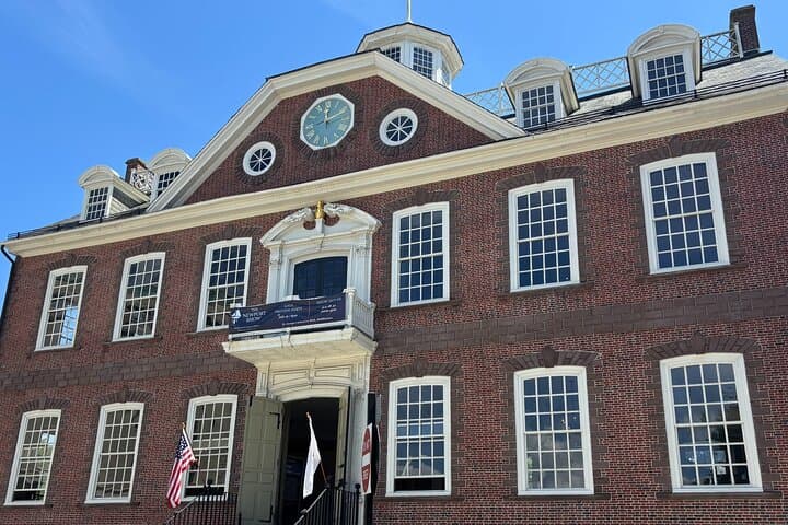 Newport Colonial Walking Tour: Self-Guided History Along Thames Street photo 2