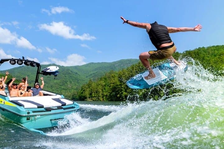 Lake Austin Wakesurfing: BYOB Captained Boat at Pennybacker Bridge