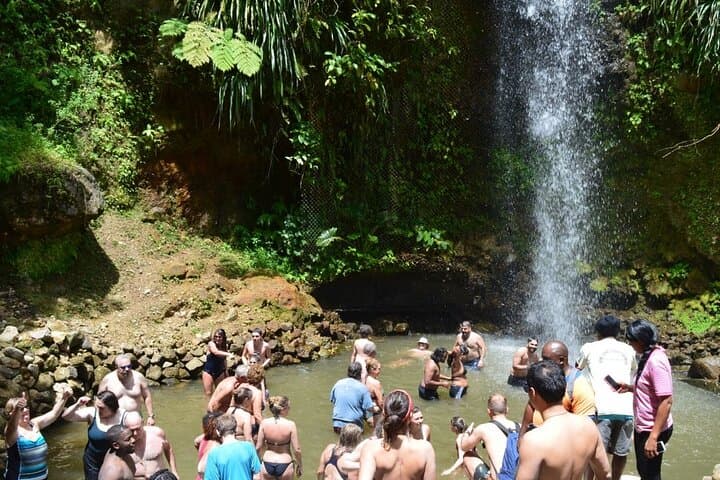 Private Soufriere Experience Tour: Sulphur Springs, Pitons & Waterfalls photo 2