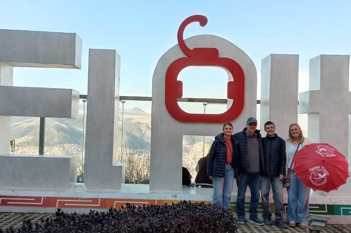 La Paz Walking and Cable Car City Tour: Moon Valley & Urban Highlights photo 5