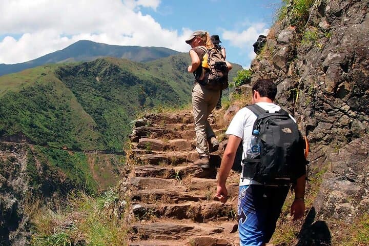 Short Inca Trail to Machu Picchu in One Day — Hike the Sun Gate photo 4