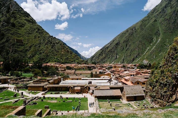 Sacred Valley Private Tour: Maras Salt Mines, Moray & Chinchero from Ollantaytambo