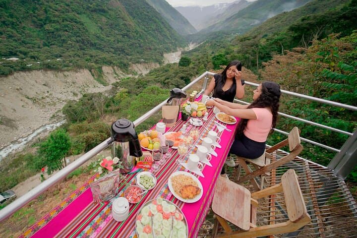 Salkantay Trek 5-Day Highlights: Capsules, Humantay & Llactapata Views photo 2