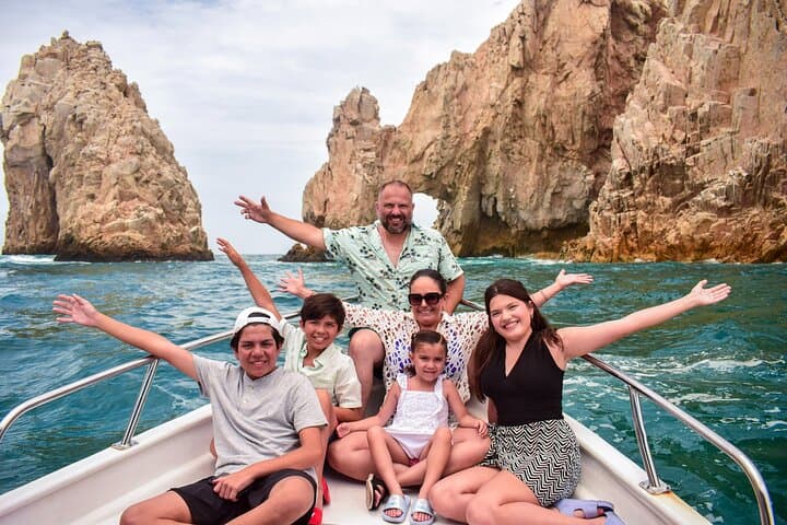 Glass-bottom Boat to El Arco and Beach Stops — Cabo San Lucas Sightseeing