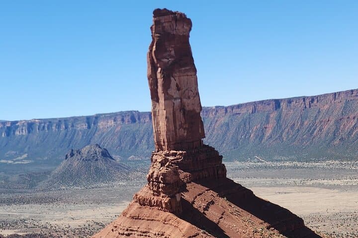 Castleton Tower Overnight Climb: Two-Day Kor-Ingalls & North Chimney Adventure