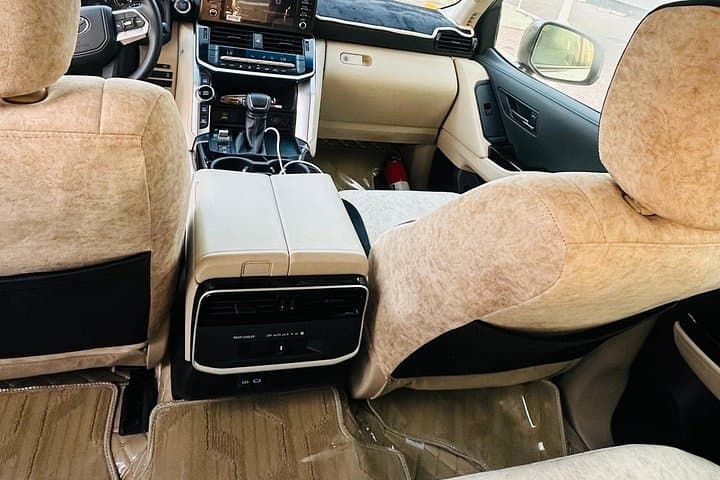 Private Dubai Airport Transfers — DXB Arrival & Departure Private Car Service photo 6