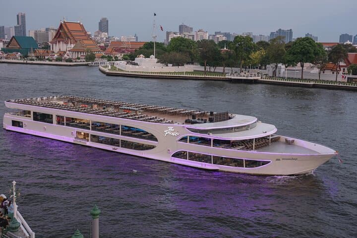 Bangkok Evening Dinner Cruise on the Chao Phraya River from Asiatique photo 6
