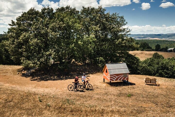 E‑Bike Tour Through the Tuscan Maremma with Natural Wine Tasting photo 2