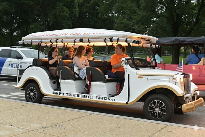 Electric Cart Night Tour of Washington DC Monuments Lit Up photo 4