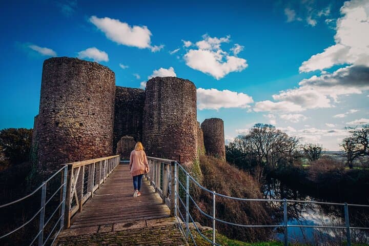 Brecon Beacons to Hay-on-Wye: A Day Through Welsh Mountains, Castles & Industrial Heritage