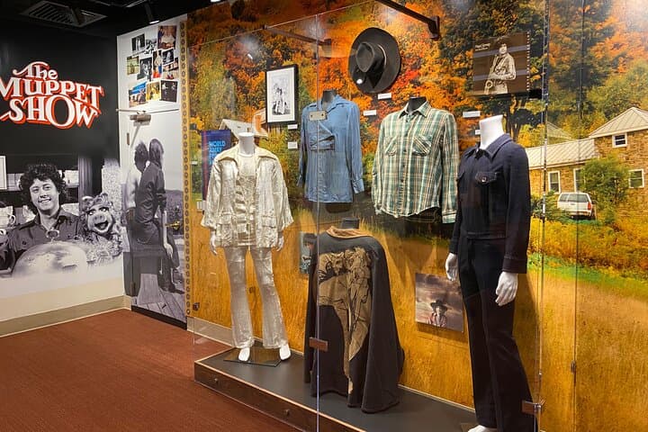 Inside Boston's Folk & Americana Roots Hall of Fame: Exhibit Hours, Highlights, and Visitor Guide photo 4